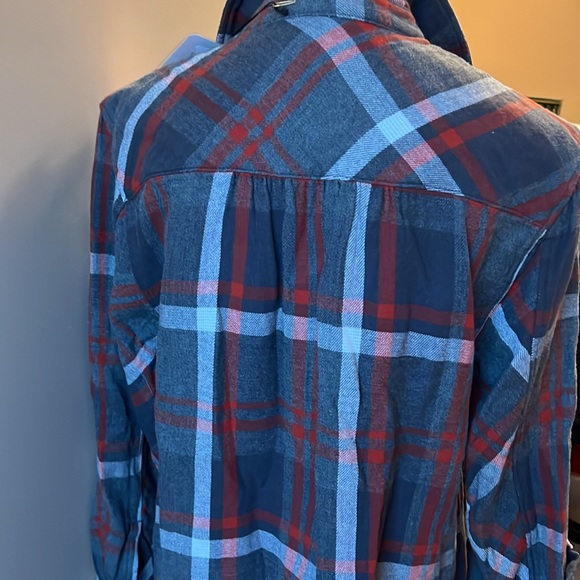 Cabi Tavern Shirt (style 4164) - Picture 8 of 13